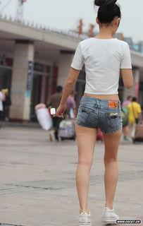 国产街拍车站视频